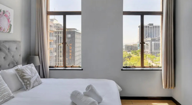 Люкс The Heriot City Centre Apartments