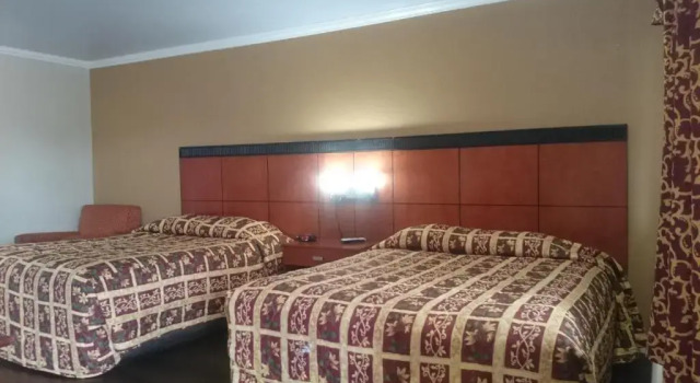 Номер Standard Monterey Fairgrounds Inn