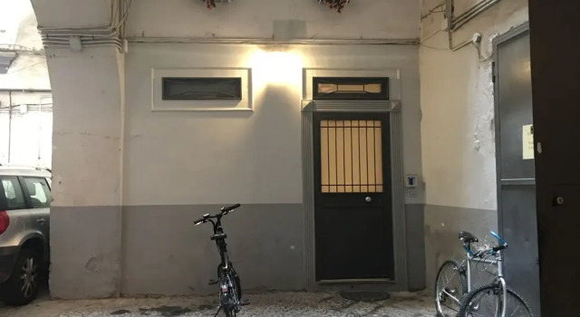 WELLNESS HM wellness home By Dimorra, Забронировать Отель Отели Неаполя с парковкой, рядом с Ospedale degli Incurabili, Парковка