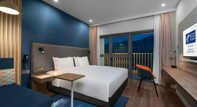 Двухместный номер Standard Holiday Inn Express Nanjing Happy Valley by IHG