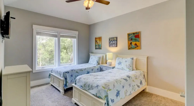 52 North Forest Beach Holiday Home