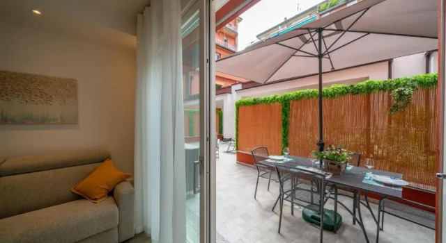 Smart House S.Orsola - Garage & Garden, Забронировать Отель Отели провинции Болоньи с парковкой, Парковка