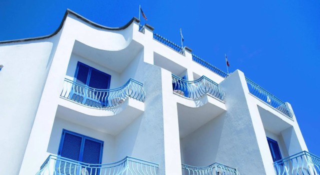 Hotel Loreley, Забронировать Отель Серрара Кампания
