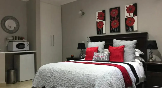 Номер Luxury 44 on Brownlee