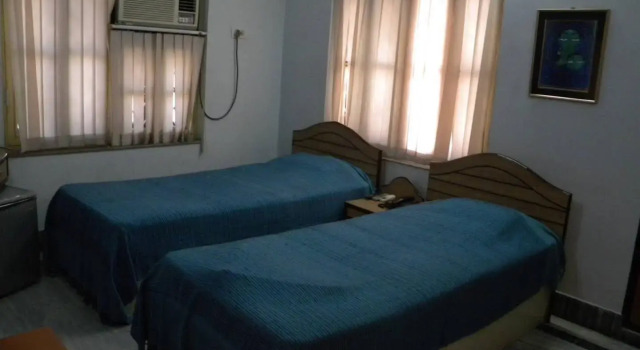 Transit House, Prenota Hotel Calcutta 