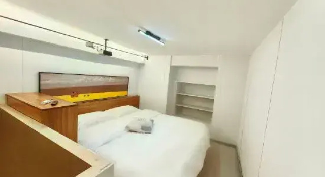 There is a loft minimalist luxury smart homestay (Hongqi Street, there is a mountain store)