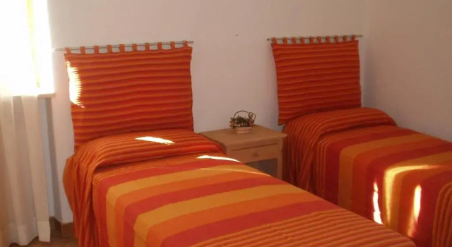 Country House Oasi degli Ulivi, Book Hotel Hoteller i Nocciano med parkering, Parkering