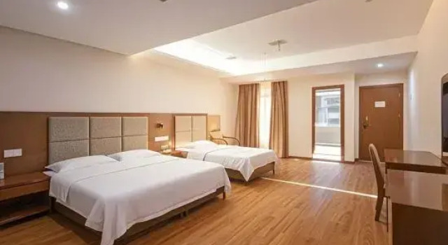 Семейный люкс Xiangtan Longyu Smart Hotel