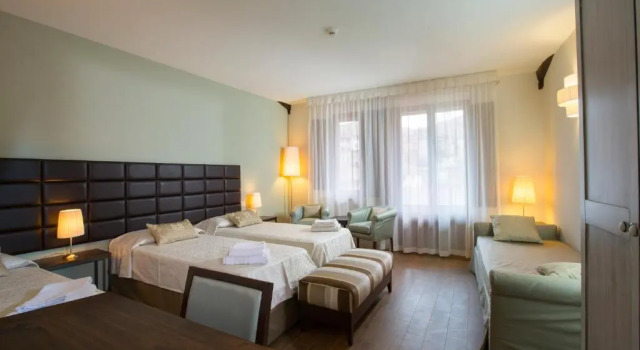 Двухместный номер Superior с видом на город Hotel Alma Domus