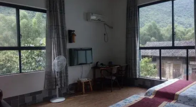 Семейный номер Standard с красивым видом из окна Yellow Cloth Reflection Inn