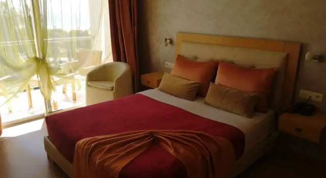 Двухместный номер Comfort с балконом Hôtel Marhaba