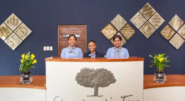 Shepherd's Tree Game Lodge, Boek Hotel Matlhagame 