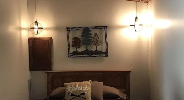 Bullwinkles Rustic Lodge, 预订 酒店 波普拉布拉夫 奥索卡