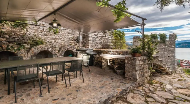 Вилла VILLA CASTELLo PORTOVENERE
