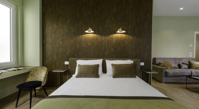 Четырёхместный семейный номер Standard с балконом Dreamers Rooms Sorrento