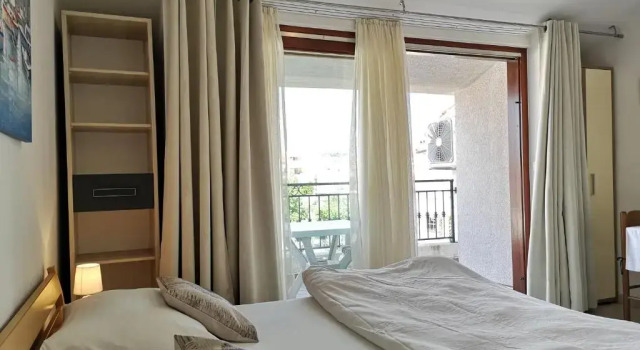 Студия Rooms & Apartment Hegic with parking