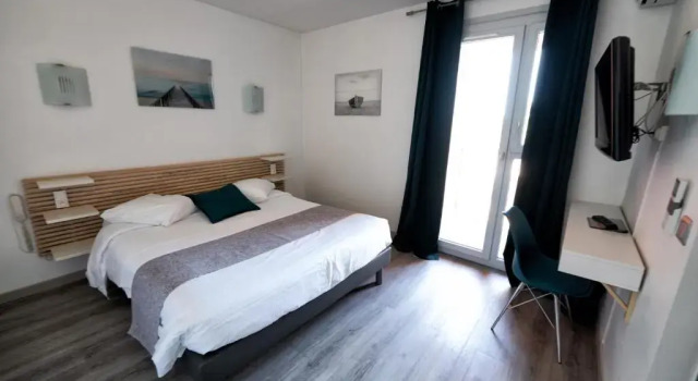 Standardní Dvoulůžkový s manželskou postelí pokoj Hotel Aquarius