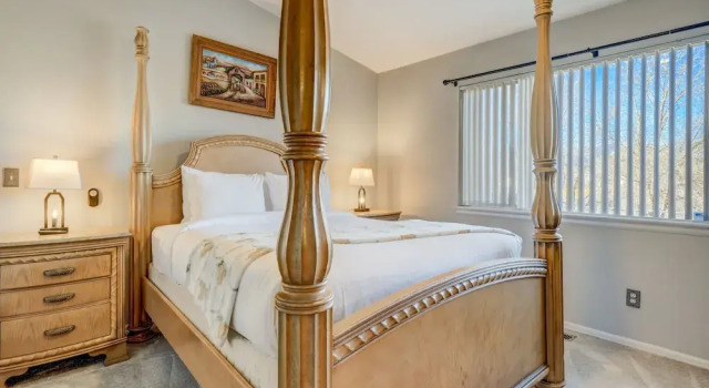 Mid-Sand Creek, Book Hotel Colorado Springs Colorado