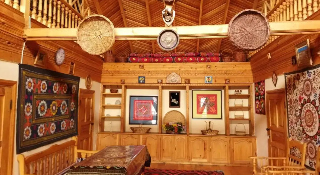 Ethno Guest House Caravan Tamchy, Rezerwuj Pensjonat Tamchy Tamchy