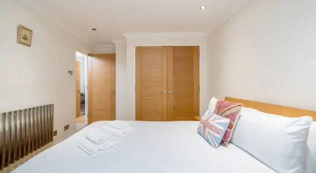 Апартаменты Deluxe Great flat near St Pauls Cathedral