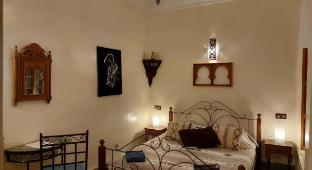 Camera Standard Dar Hayati