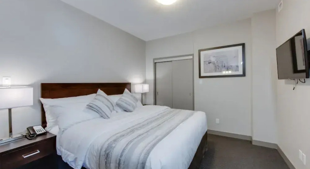 Люкс Ramada by Wyndham Grassland