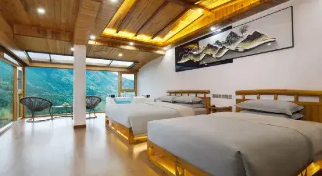 Семейный тент Muyi Panorama Homestay (Longji Rice Terraces Jinfodian Viewing Platform)
