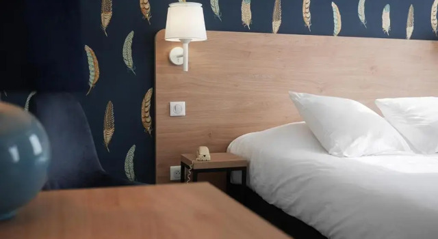 Двухместный номер Standard Logis Hôtel & Restaurant - Le Saint-Louis
