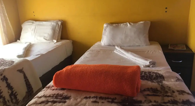 Rosepan Guest Lodge, Buchen Sie Pension Letlhakane Botsuana