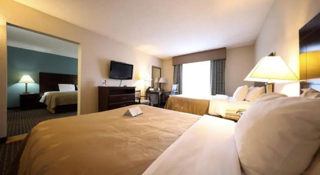 Двухместный люкс Copley Inn & Suites By OYO Akron OH
