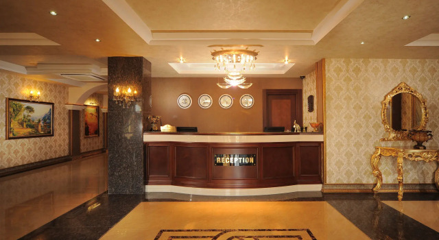 Golden Lake Hotel, Reservar Hotel Hotéis em Mediterranean Region Turkey com estacionamento, Estacionamento