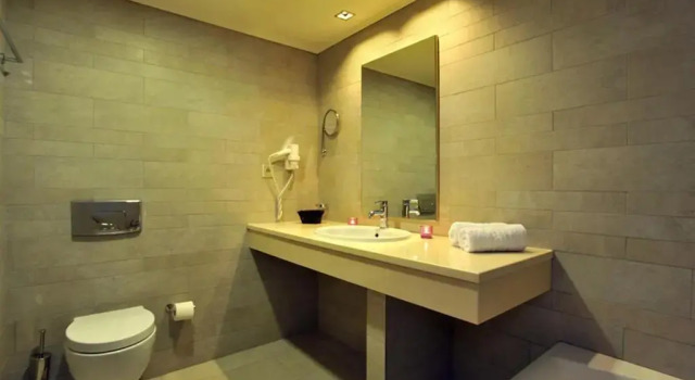 Полулюкс с балконом Hotel Porto Plaza Beach Resort