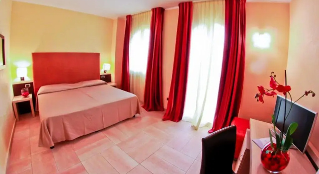 Двухместный номер Classic с балконом BV Airone Resort