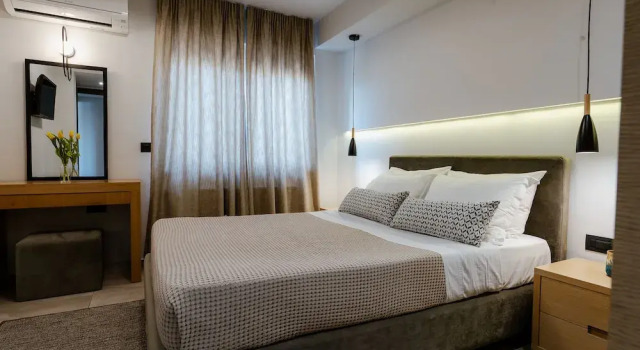 Апартаменты Luxury Цокольный этаж с балконом Andrews Luxury Residence