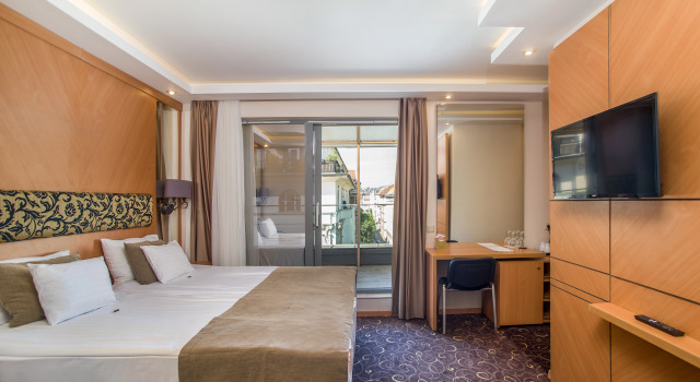 Отель Marmara Hotel Budapest