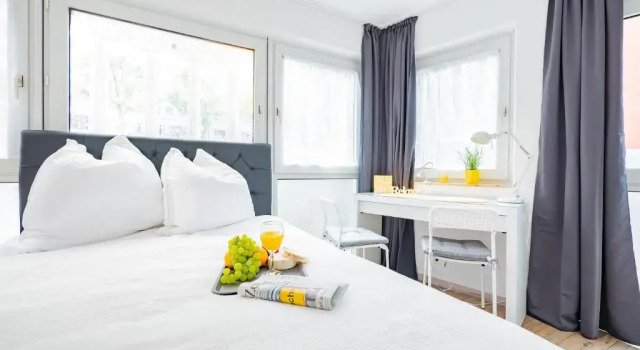 Relax Aachener Board Phase 4, Забронировать Отель Ахен Северный Рейн-Вестфалия, рядом с Аахенский зоопарк