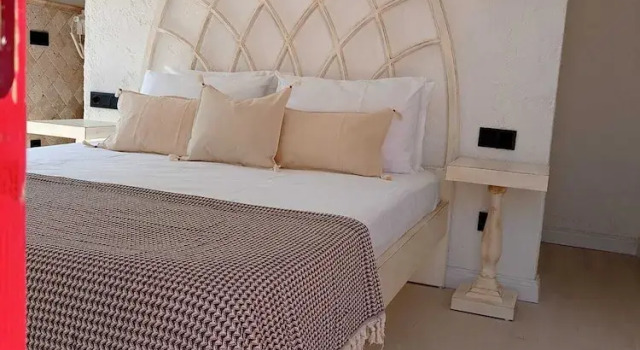 Alacati Otel Lalasa