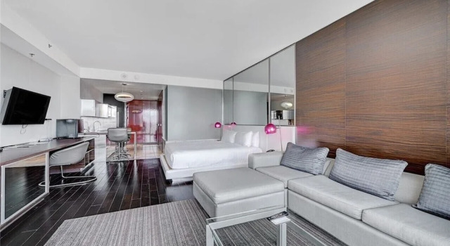 Люкс Deluxe Palms Place Condo Hotel & Casino