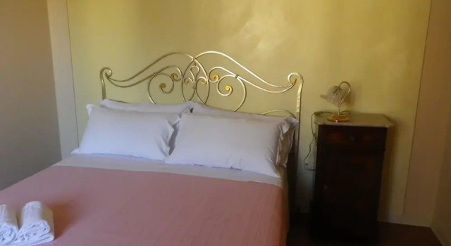 La Terrazza da Ernestina, Забронировать Отель Отели Лукки с парковкой, рядом с Кафедральный собор Лукки, Парковка
