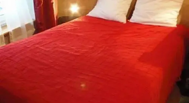 Bed And Breakfast Republique, Забронировать Отель 3-й округ: Маре Париж, рядом с Станция метро Rambuteau