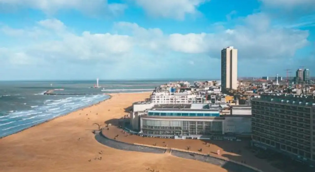 Apartment in Belgium Near Beach & City Centre, Varaa Huoneisto Hotellit Brussels pysäköinnillä, Pysäköinti