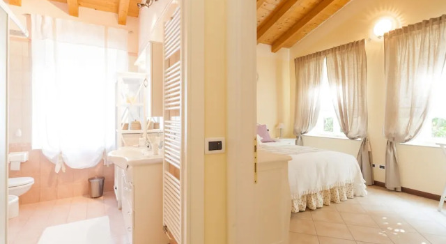 Nina Guest House
