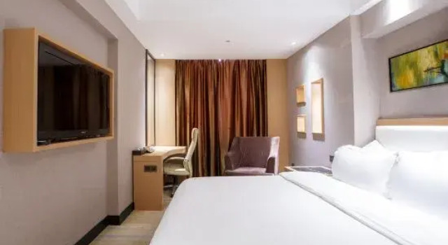 Люкс Executive Meihao Mingyue Hotel International Finance City Keyun Road Metro Branch