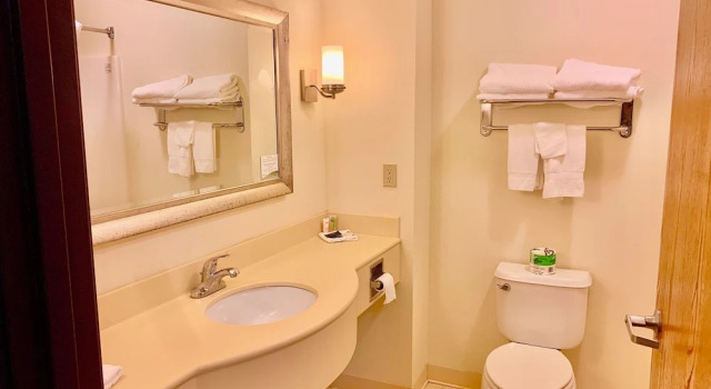 Люкс Deluxe Park View Inn & Suites, Hoisington