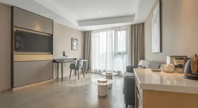 Люкс Taizhou Old Street Maoye Tiandi Atour Hotel