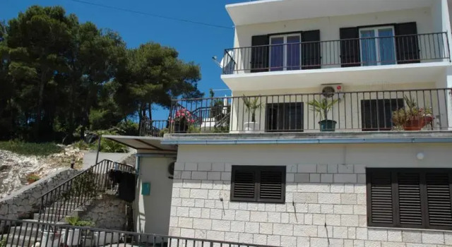Babo Apartments, Prenota Appartamento Città di Lesina 