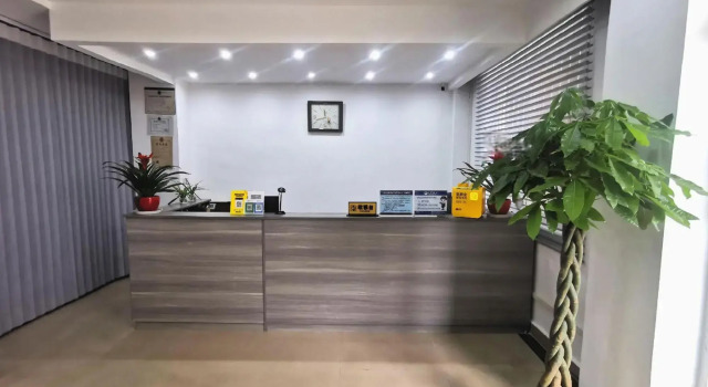 Huaxin Hotel, Prenota Hotel Hotel a Mianyang con parcheggio, Parcheggio