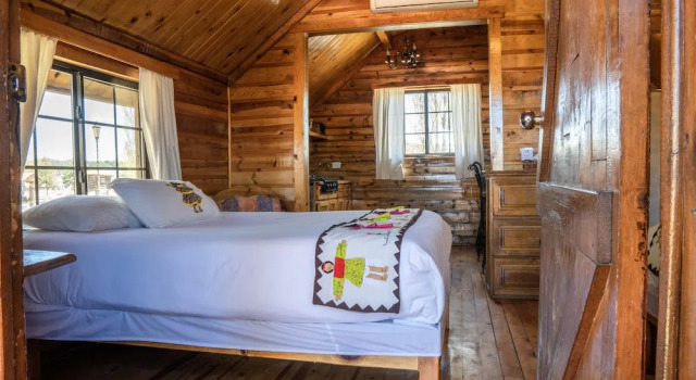 Полулюкс с балконом Villa Mexicana Creel Mountain Lodge