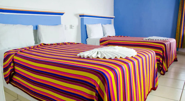 Hotel y Suites Mar y Sol