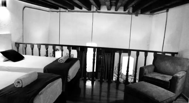 Полулюкс Hostal Regina